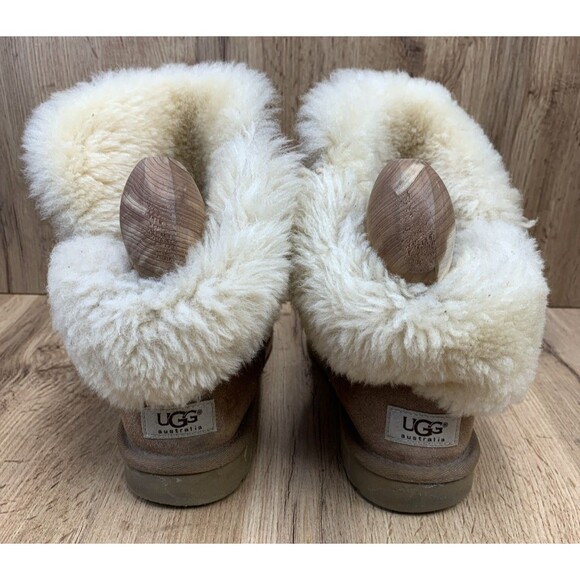 UGG Australia Bailey Winter Boots Pull On Button 5803 Brown Women Size 8 M - Picture 7 of 16
